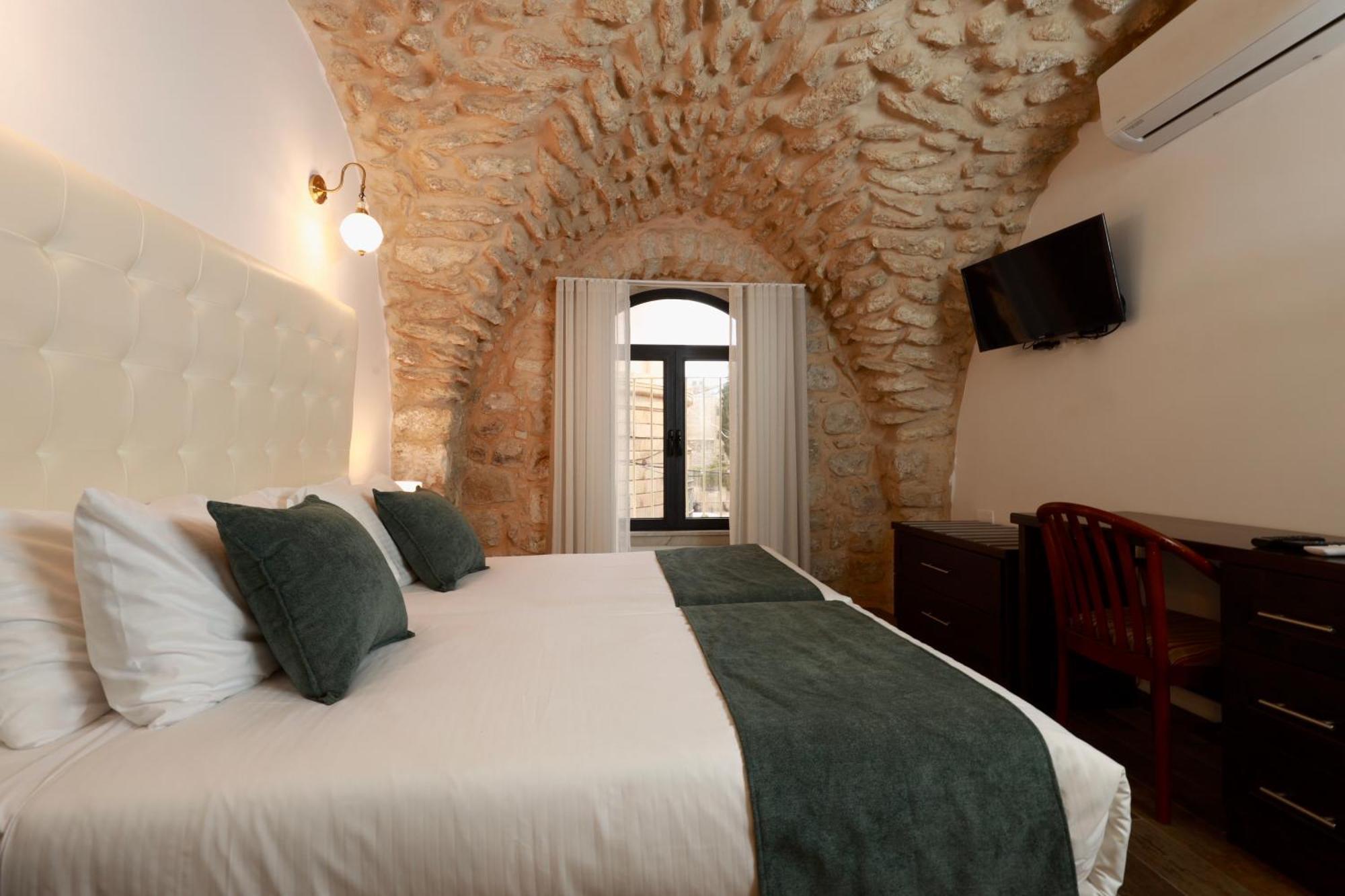 Petrakis Inn Baitulmaqdis Luaran gambar