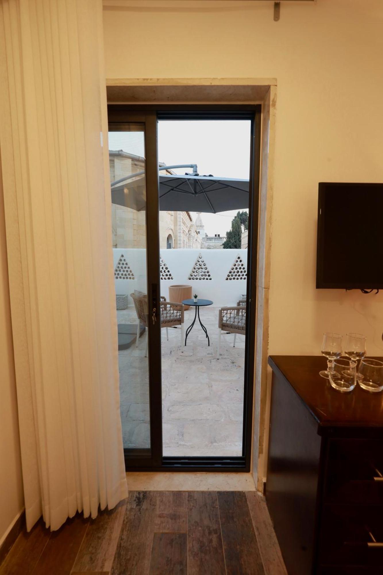 Petrakis Inn Baitulmaqdis Luaran gambar